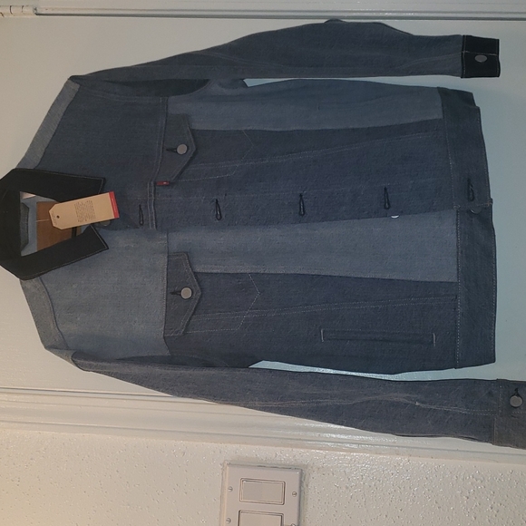 Brand New Levis Limited Edition Denim Jacket Size L - Picture 1 of 4